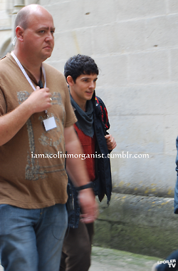 Illustration for article titled Merlin Series 5 Set Photos